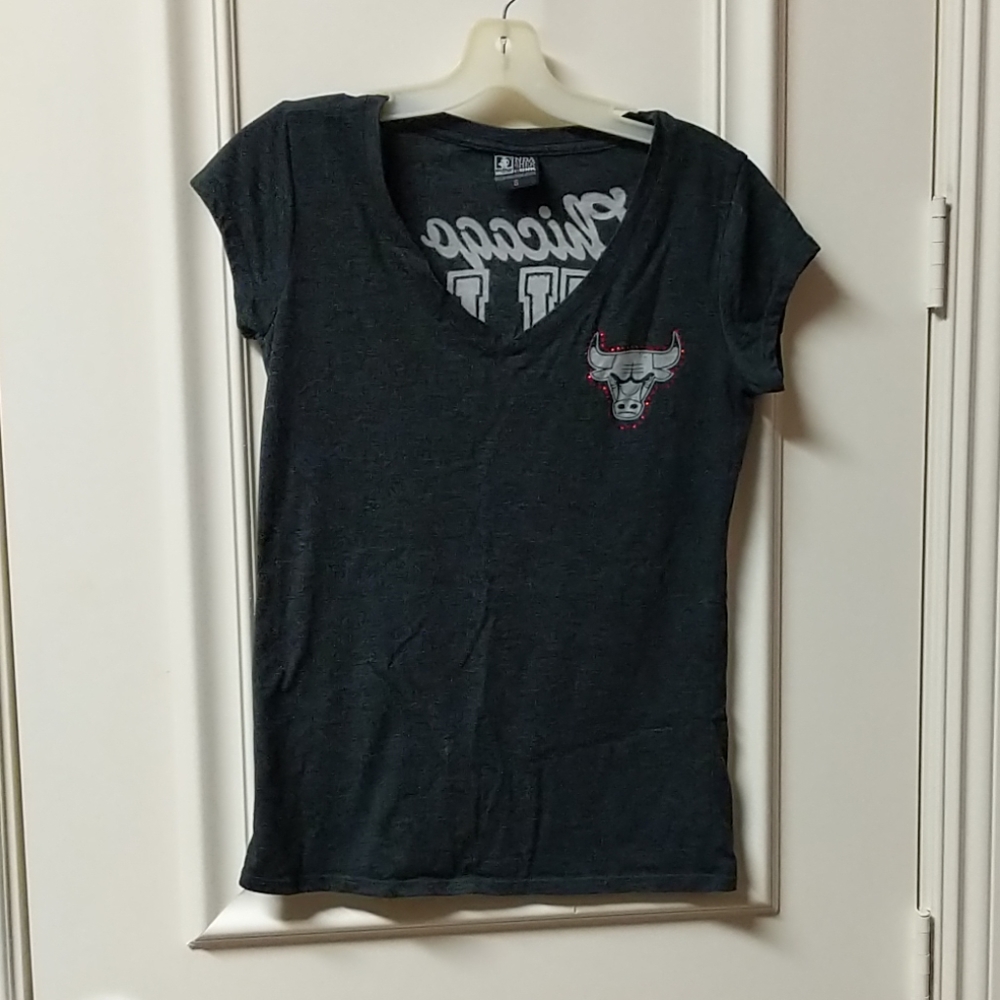 NBA Chicago Bulls T-SHIRT Iadies with Rhynston…